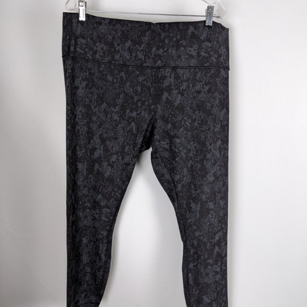 Lululemon Size 20 Wunder Train High Rise Tight 25" Hideaway Camo Deep Coal